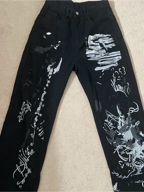 Temu - straight leg / baggy black graphic denim jeans